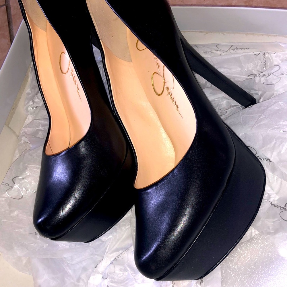 Jessica Simpson// Waleo